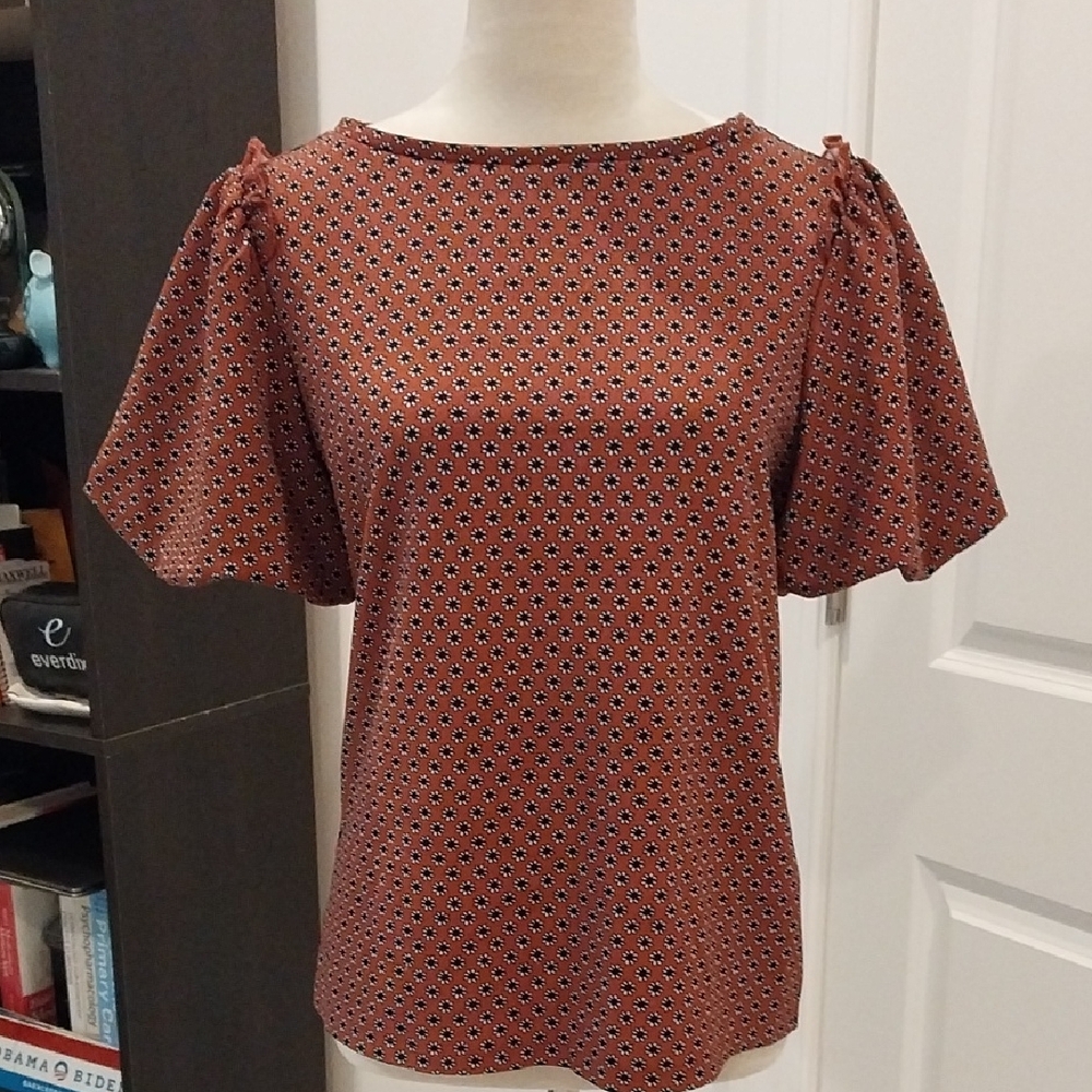 Ann Taylor Rust Patterned Flutter Sleeve Blouse